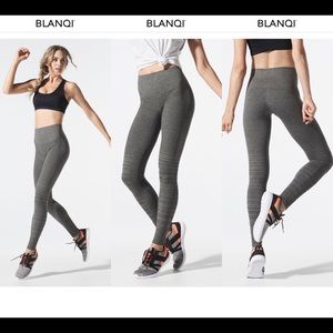 BLANQI SPORTSUPPORT HIPSTER CUFFED LEGGINGS